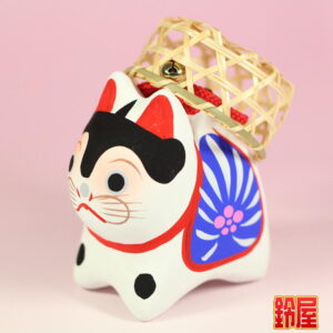 懐妊祝いのプレゼント：張り子犬・竹かご
